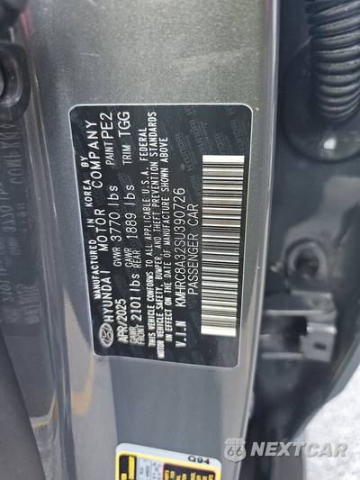 2025 Hyundai Venue SEL - zdjęcie 14 z 18 - miniatura