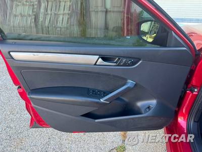 2020 Volkswagen Passat 2.0T S - zdjęcie 17 z 28 - miniatura