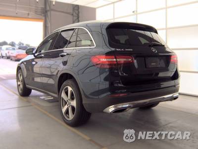 2019 Mercedes-Benz GLC 300 - zdjęcie 6 z 20 - miniatura