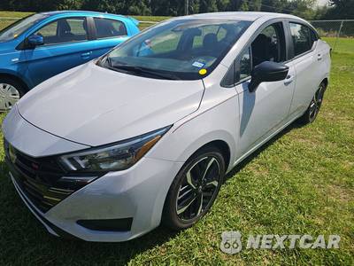 2024 Nissan Versa SR - zdjęcie 1 z 18 - miniatura
