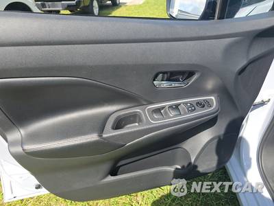 2024 Nissan Versa SR - zdjęcie 9 z 18 - miniatura