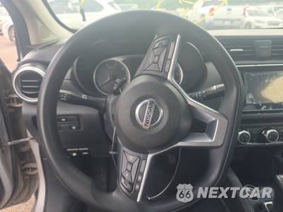 2020 Nissan Versa S - zdjęcie 12 z 34 - miniatura