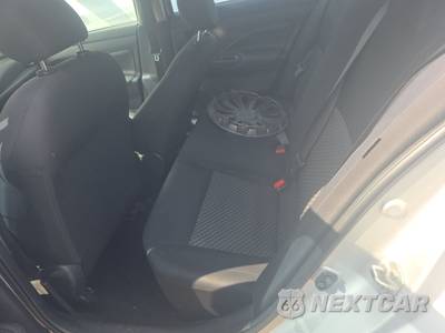 2020 Nissan Versa S - zdjęcie 15 z 34 - miniatura