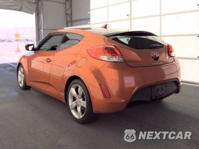 2013 Hyundai Veloster w/Black Interior - zdjęcie 6 z 44 - miniatura
