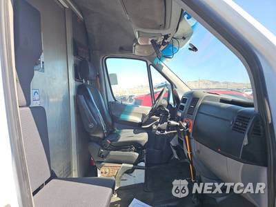2012 Mercedes-Benz Sprinter 2500 Cargo Van High Roof 170.3" WB - zdjęcie 8 z 53 - miniatura