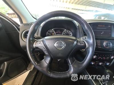 2017 Nissan Pathfinder SV - zdjęcie 10 z 43 - miniatura