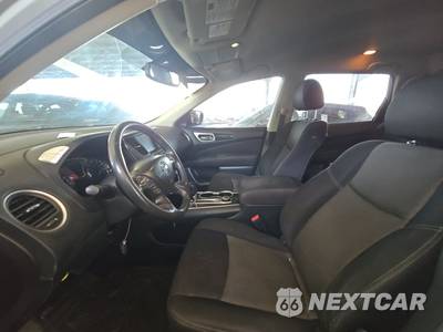 2017 Nissan Pathfinder SV - zdjęcie 7 z 43 - miniatura