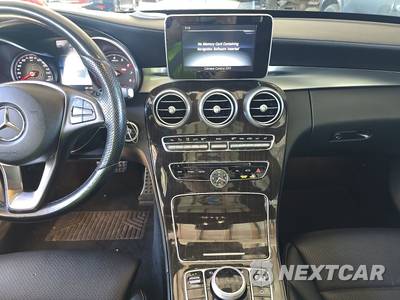 2017 Mercedes-Benz C 300 4MATIC Sedan w/Sport Pkg - zdjęcie 11 z 36 - miniatura
