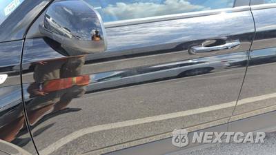 2025 Hyundai Venue SEL - zdjęcie 8 z 15 - miniatura