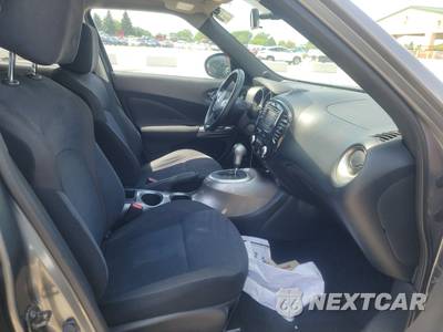 2013 Nissan JUKE SV - zdjęcie 8 z 27 - miniatura