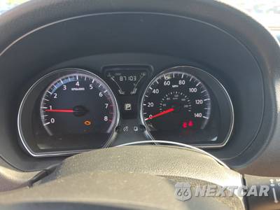 2018 Nissan Versa Sedan SV - zdjęcie 12 z 31 - miniatura