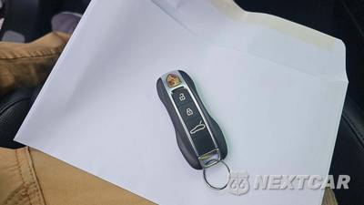 2024 Porsche Panamera 4 - zdjęcie 17 z 21 - miniatura