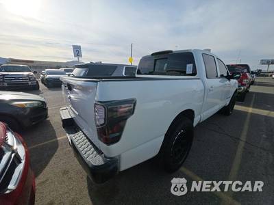 2019 Nissan TITAN S Crew Cab Short Bed - zdjęcie 4 z 49 - miniatura