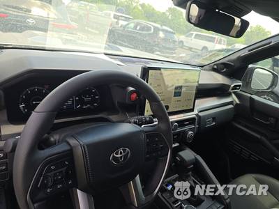 2026 Toyota 4Runner TRD Sport Premium - zdjęcie 17 z 23 - miniatura