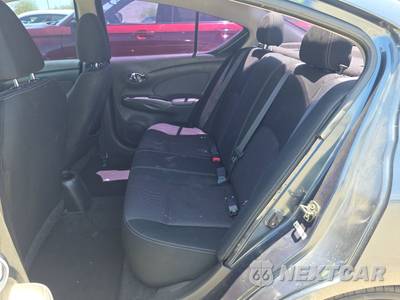 2015 Nissan Versa SV - zdjęcie 19 z 41 - miniatura