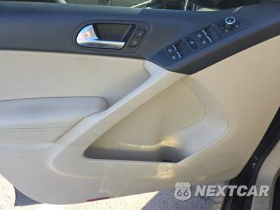 2013 Volkswagen Tiguan SE - zdjęcie 15 z 38 - miniatura