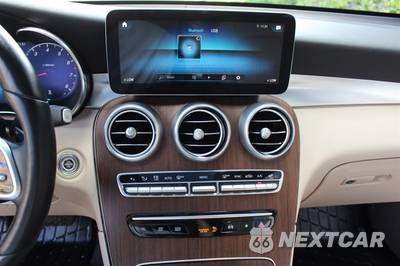 2021 Mercedes-Benz GLC 300 4MATIC - zdjęcie 39 z 48 - miniatura
