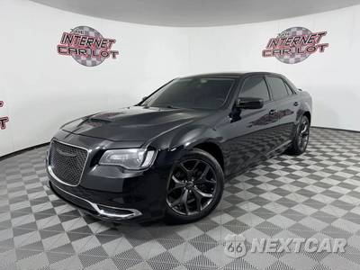 2023 Chrysler 300 Touring - zdjęcie 1 z 43 - miniatura