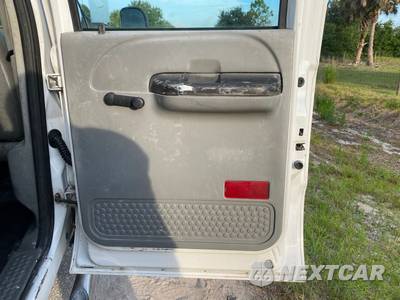 2005 Ford Super Duty F-350 Cab Chassis XL Crew Cab DRW - zdjęcie 39 z 53 - miniatura