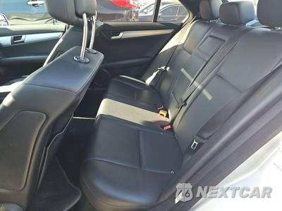 2012 Mercedes-Benz C 250 Sedan - zdjęcie 13 z 25 - miniatura