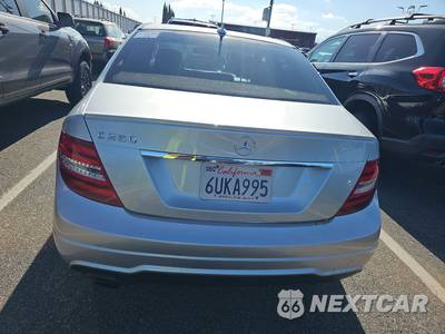 2012 Mercedes-Benz C 250 Sedan - zdjęcie 5 z 25 - miniatura
