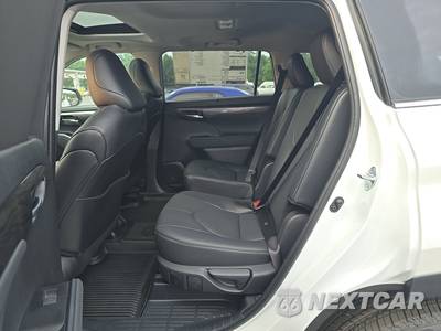 2026 Toyota Highlander Limited - zdjęcie 19 z 25 - miniatura