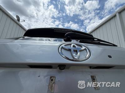 2017 Toyota Highlander SE - zdjęcie 14 z 62 - miniatura