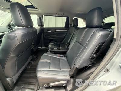 2017 Toyota Highlander SE - zdjęcie 47 z 62 - miniatura