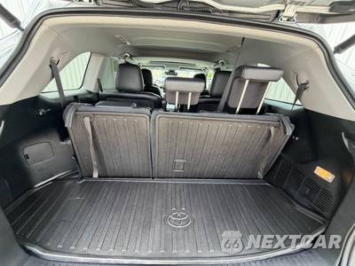 2017 Toyota Highlander SE - zdjęcie 51 z 62 - miniatura