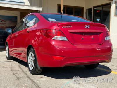2012 Hyundai Accent GLS Sedan - zdjęcie 11 z 32 - miniatura