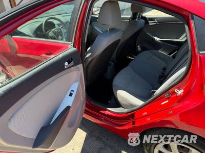 2012 Hyundai Accent GLS Sedan - zdjęcie 25 z 32 - miniatura