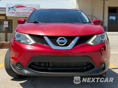 2017 Nissan Rogue Sport S - zdjęcie 2 z 32 - miniatura