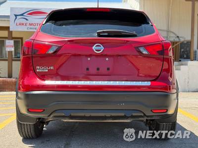 2017 Nissan Rogue Sport S - zdjęcie 12 z 32 - miniatura