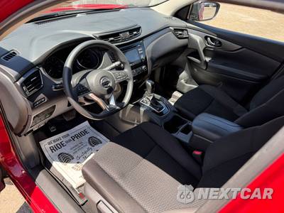 2017 Nissan Rogue Sport S - zdjęcie 17 z 32 - miniatura