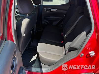 2017 Nissan Rogue Sport S - zdjęcie 26 z 32 - miniatura