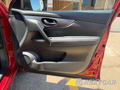 2017 Nissan Rogue Sport S - zdjęcie 28 z 32 - miniatura