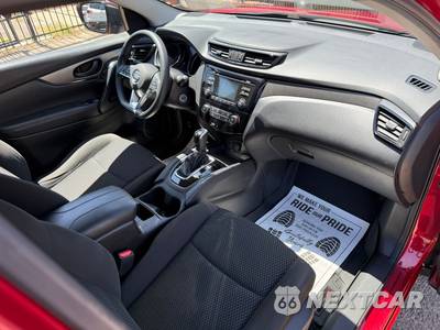 2017 Nissan Rogue Sport S - zdjęcie 19 z 32 - miniatura