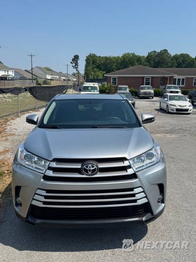 2015 Toyota Highlander XLE - zdjęcie 3 z 24 - miniatura