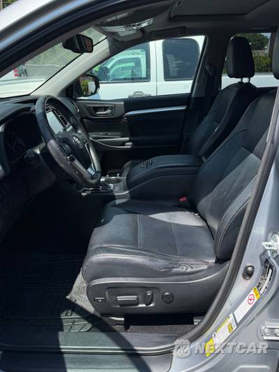 2015 Toyota Highlander XLE - zdjęcie 14 z 24 - miniatura