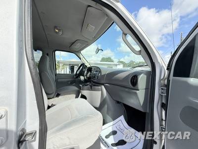 2008 Ford E-150 Wagon XLT 138.0" WB - zdjęcie 16 z 19 - miniatura