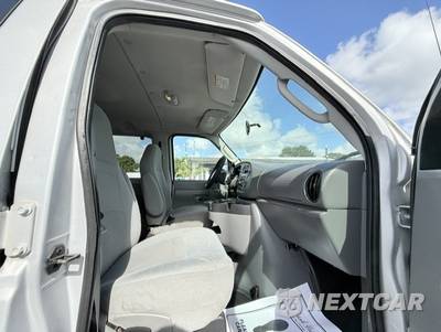 2008 Ford E-150 Wagon XLT 138.0" WB - zdjęcie 17 z 19 - miniatura
