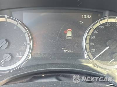 2024 Toyota Highlander LE - zdjęcie 12 z 30 - miniatura