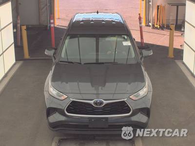 2024 Toyota Highlander LE - zdjęcie 2 z 30 - miniatura