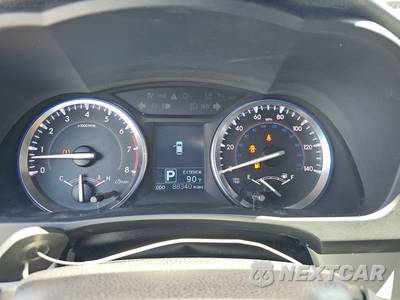 2015 Toyota Highlander LE Plus - zdjęcie 12 z 26 - miniatura