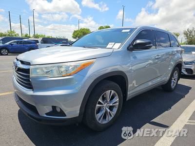 2015 Toyota Highlander LE Plus - zdjęcie 1 z 26 - miniatura