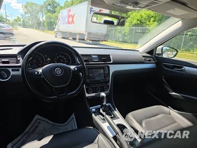 2019 Volkswagen Passat Wolfsburg - zdjęcie 14 z 29 - miniatura