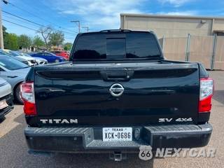 2019 Nissan TITAN SV Crew Cab Short Bed - zdjęcie 6 z 15 - miniatura
