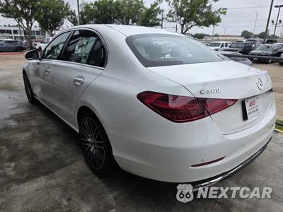 2025 Mercedes-Benz C 300 4MATIC - zdjęcie 9 z 21 - miniatura