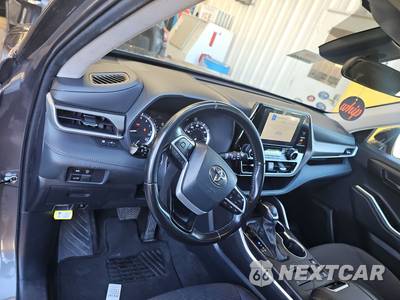 2023 Toyota Highlander LE - zdjęcie 11 z 27 - miniatura