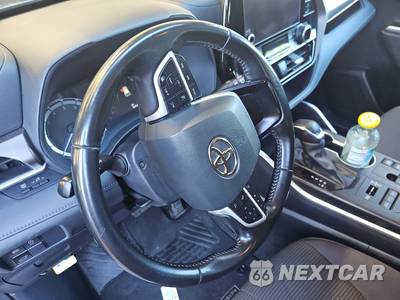 2023 Toyota Highlander LE - zdjęcie 10 z 27 - miniatura